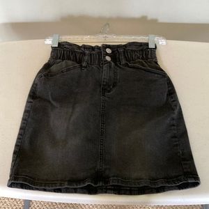 Juniors Black Denim paper bag waist Skirt Size XS